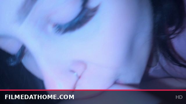 Woke Her Up with Intense Morning Scissoring – Close-Up Passion and Loud Screams